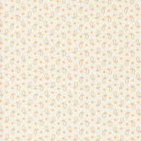 Denim & Daisies mini orange paisley on an off white background from Fig Tree Co for Moda. Sold in quarter metre increments.