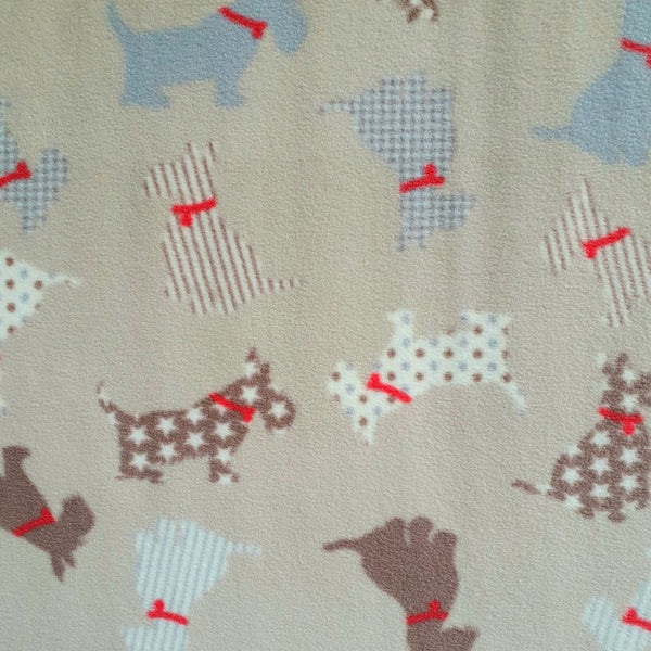 printed polar fleece. scotty dogs. polyester. Fabric Focus